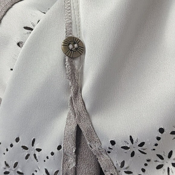 Alfred Dunner Women's Mocha Faux Suede Top Tunic Blouse Size 16 - Picture 13 of 13